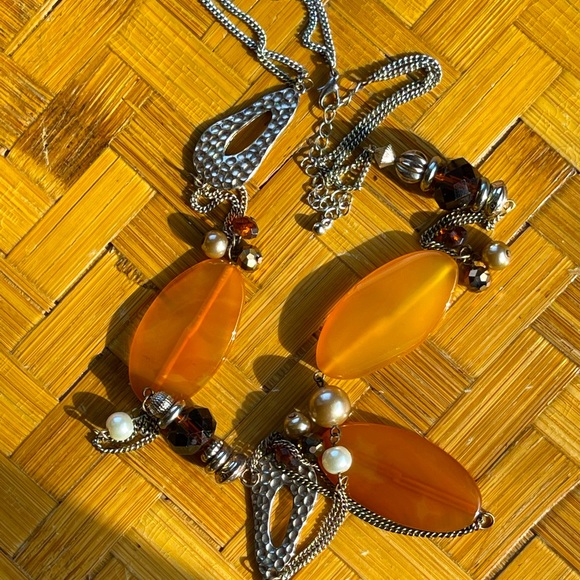 Vintage Jewelry - Butterscotch agate long necklace, vintage
